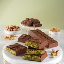 ゴディバの新作♡ドバイチョコレート風ピスタチオタブレットが登場