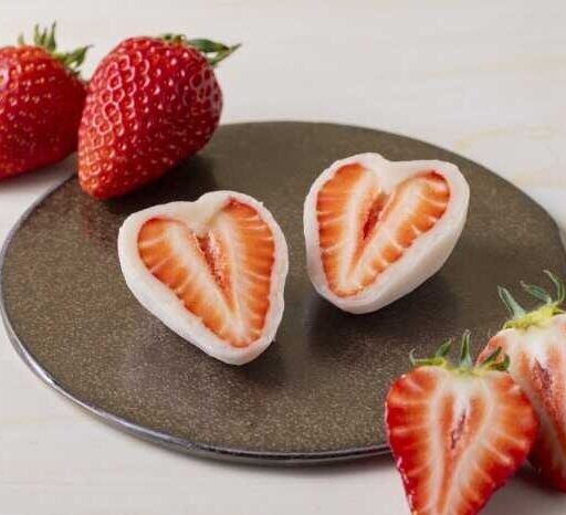 【弁才天】いちごの断面がハートに♡「ハートいちご大福」で愛を伝える限定セット