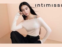 【Intimissimi】大人の秋冬を彩る「ウルトラライトカシミヤ」新色インナーコレクション