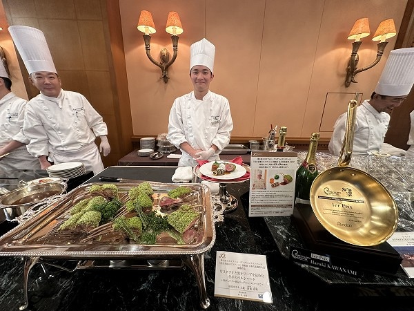 帝国ホテル大阪開業30周年記念です。