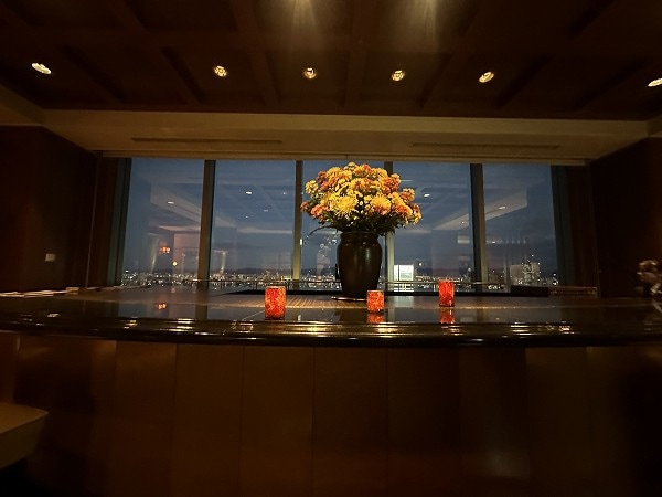 帝国ホテル大阪開業30周年記念です。