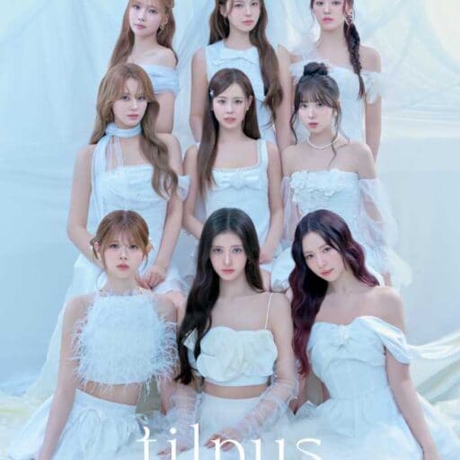 tilnus×NiziUが贈る新CM♡パールがきらめくアイパレットで魅せる透明美