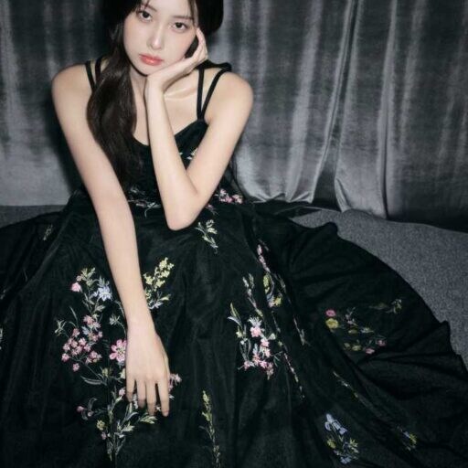 SNIDEL×カン・へウォンが魅せる華やぎホリデーを大公開♡