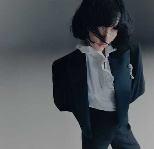 H&M Studioのホリデー♡華やか36型限定カプセルコレクション