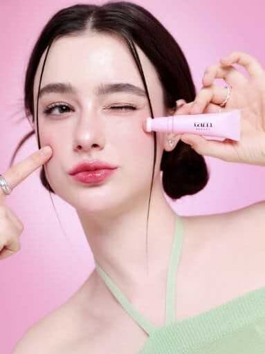 tam beautyのチーク♡水のりのように肌になじむ新感覚アイテム