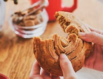 BASEの完全栄養パンにあまおう苺が登場♡新作「BASE BREAD ストロベリー」