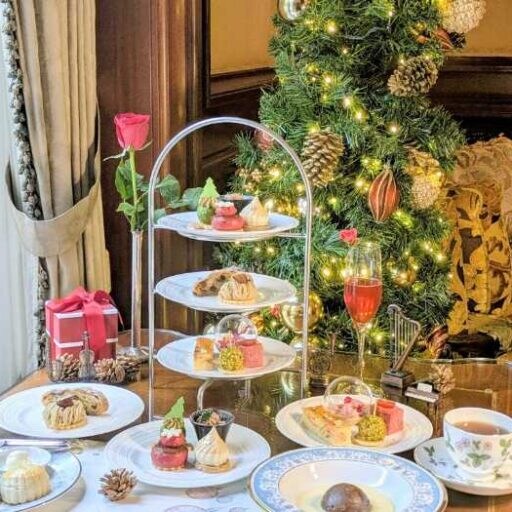 【ザ･リッツ･カールトン大阪】アフタヌーンティー&約1000本の薔薇のツリーで特別な時間を