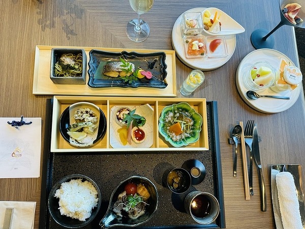 センタラグランドホテル大阪のクラブラウンジで叶える特別ステイです。