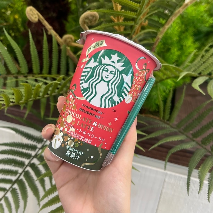 スターバックスのチョコレートベリーラテ③