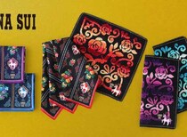 ANNA SUIの干支“午”モチーフ！ユニコーン柄ハンカチが登場