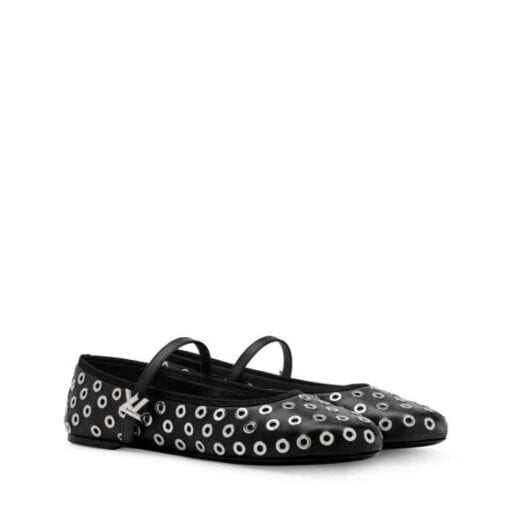 ルイ·ヴィトンの最新シューズが登場♡2026クルーズで魅せる新名品