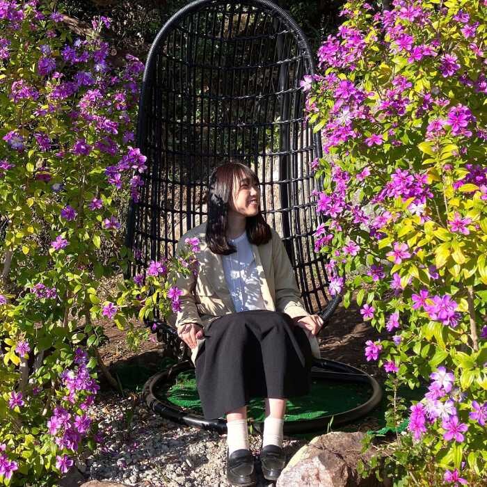 リトルエンジェルに包まれるスイングチェアのフォトスポット