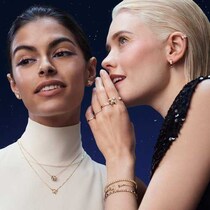 ショーメが贈るホリデーの魔法♡パリの煌めきが隠された名品ジュエリー