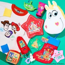 PLAZAに『トイ・ストーリー』集結！クリスマスを彩る限定アイテムで特別な冬を♡