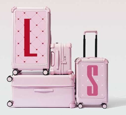 CASETiFY Travelに新色登場♡グロッシー プリムローズ ピンクで旅をスタイリッシュに