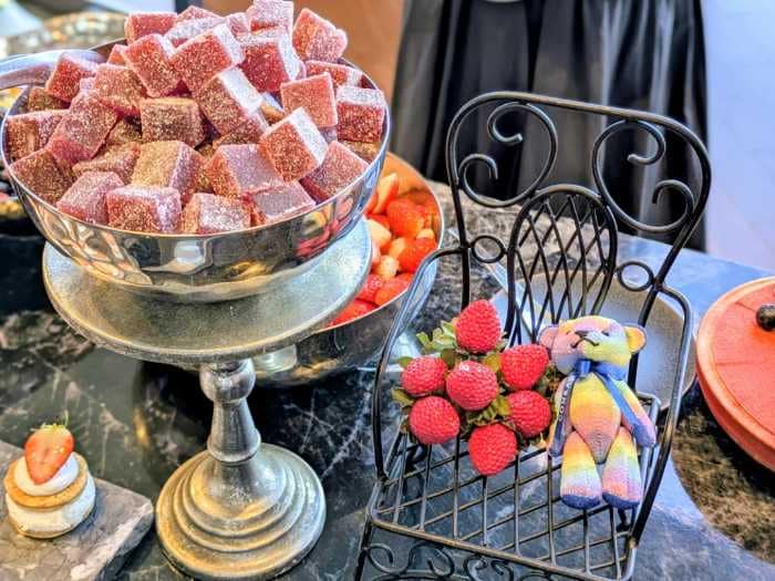 コンラッド大阪のストロベリースイーツビュッフェ⑪