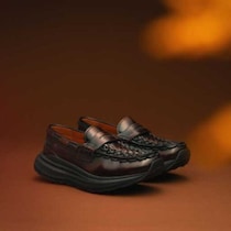 今年の冬はKEENの数量限定モデルが主役♡『UNEEK LOAFER WK』が抽選で登場
