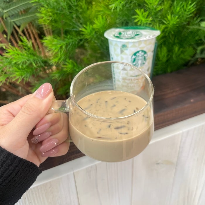 スターバックスのホワイトチョコレート with カラメルコーヒージェリー⑥