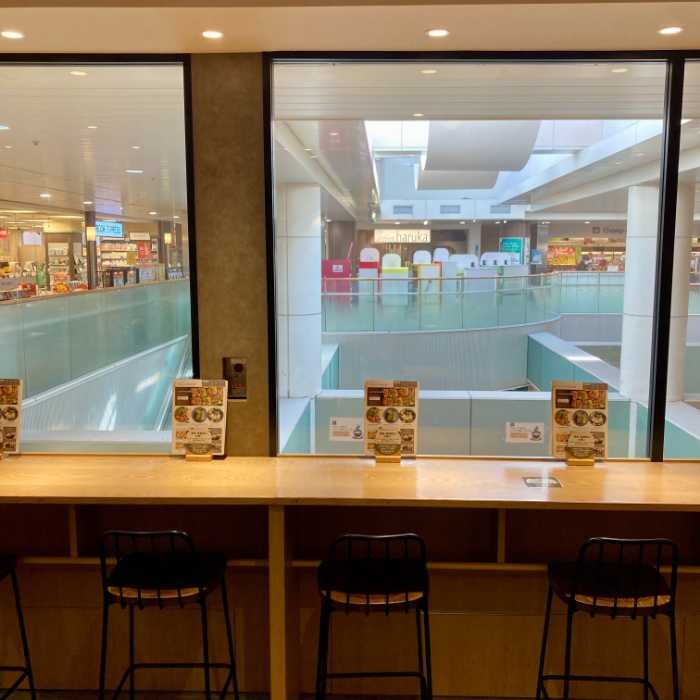 CAFE DULCETのカウンター席