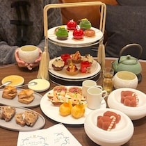 「ヒルトン京都」からの冬の贈り物♡一日20食限定 フェスティブ アフタヌーンティー