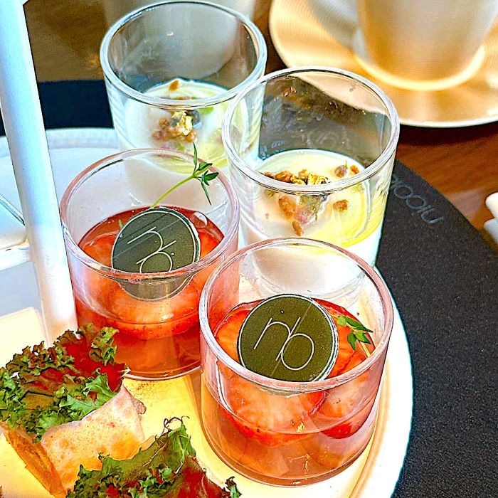 コンラッド大阪　ニコライバーグマン⑦