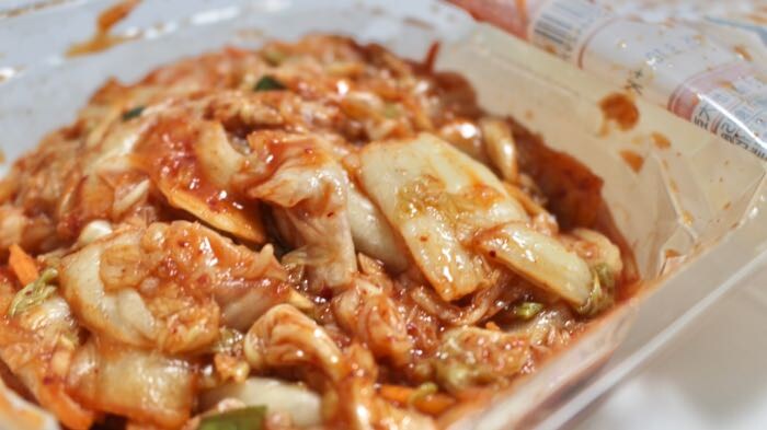 キムチとこくうまのキムチ開封
