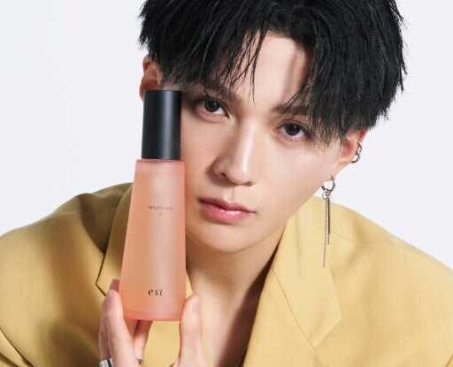 「est」25周年記念!八木勇征さんとの限定コラボセットが登場