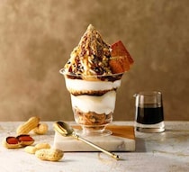 Doréから秋の期間限定「黒蜜きなこサンデー」登場♡贅沢ピーナッツスイーツ