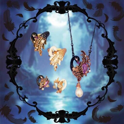 ANNA SUIの新作コレクション♡ブラックスワンが奏でる幻想アクセ