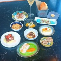 【キャノピーbyヒルトン大阪梅田】開業1周年！世界8カ国を旅する美食コース
