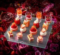 コンラッド東京のアフタヌーンティーで堪能♡いちご尽くしの贅沢リュクス体験