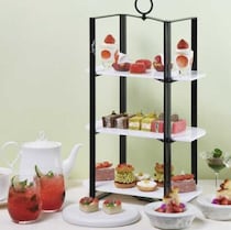 国産苺にときめく♡フォーシーズンズホテル大阪のアフタヌーンティー