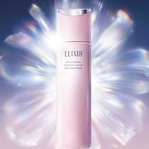 エリクシールの化粧水が進化♡透明感とハリを叶える新ブライトニング誕生