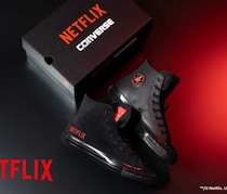 CONVERSE×Netflix初コラボ♡特別感あふれるオールスターが登場