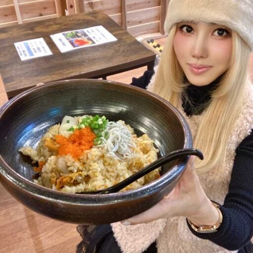 焼津さかなセンターに誕生!新感覚の海鮮チャーハン専門店｢海飯｣