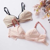 ノンワイヤーブラで卒乳ママを応援♪快適さと美しさを叶える一枚