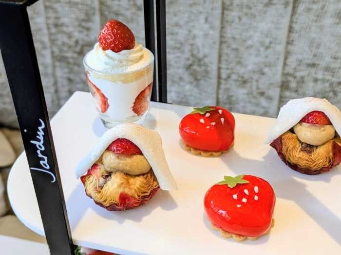 フォーシーズンズホテル大阪の｢ストロベリーアフタヌーンティー｣④