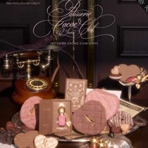 Peonyのバレンタイン新色♡とろ蜜ツヤ唇を叶えるリップグロス