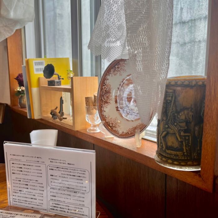 山下珈琲店の内観1