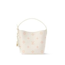 ルイ·ヴィトンの新作バッグが登場♡ミルキーホワイトで魅せる最新コレクション