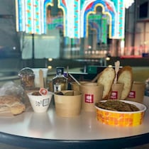 「神戸ルミナリエ」で味わう、神戸阪神間グルメが大集結！「KOBE ディライト・ファウンテン」