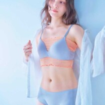 ブラジャーに仕込む新習慣♡シルクで守るバストカバーが登場