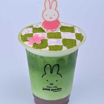 ミッフィー×さくら♡春限定ドリンクが楽しめるフラワーミッフィー