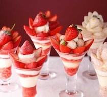 資生堂パーラーで苺尽くし♡全国17種を味わうスペシャルストロベリーデー2026