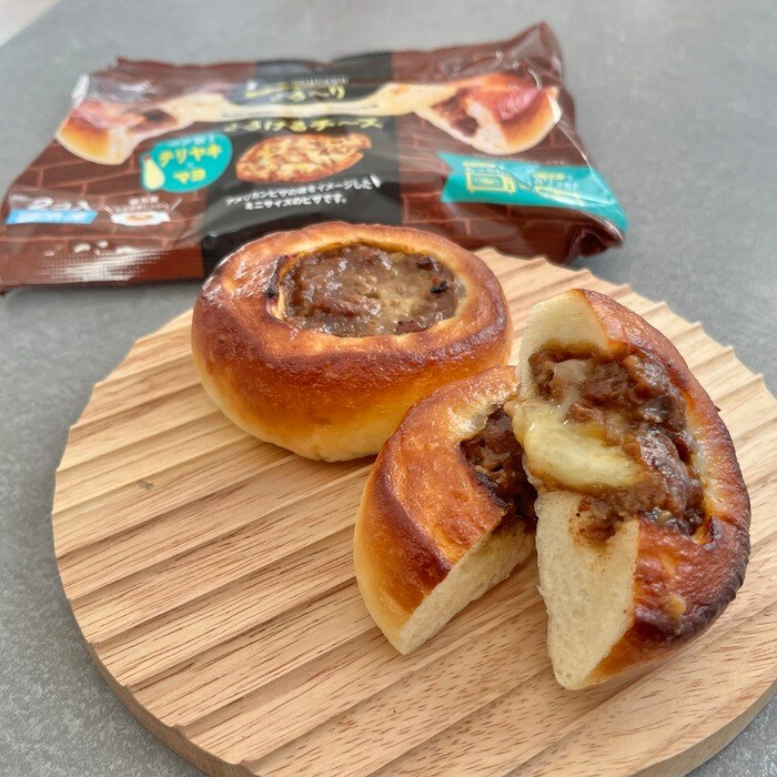 井村屋のmini PIZZAテリマヨ＆チーズ⑩