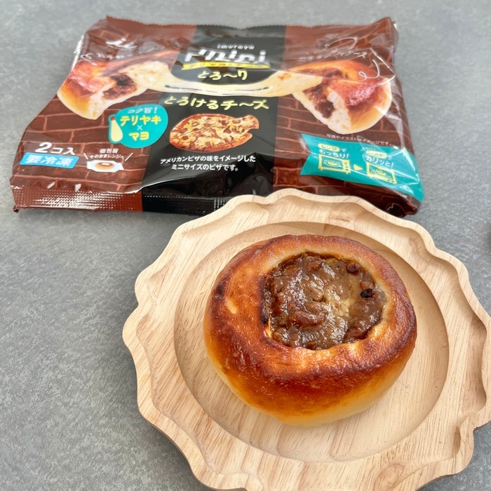 井村屋のmini PIZZAテリマヨ＆チーズ⑥