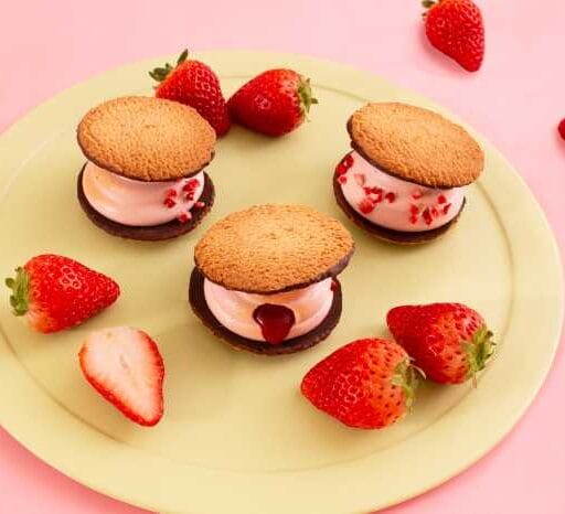 春限定ベイクドマロウ新作♡いちご香る焼マシュマロサンド登場
