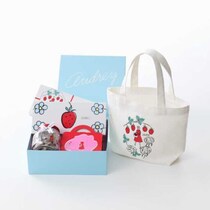 オードリーのスプリングBOX登場♡苺スイーツと限定グッズの特別セット