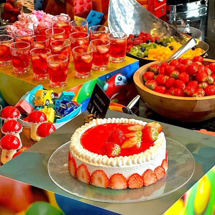 コンラッド大阪「Toys & Treats」ストロベリースイーツビュッフェ⑪