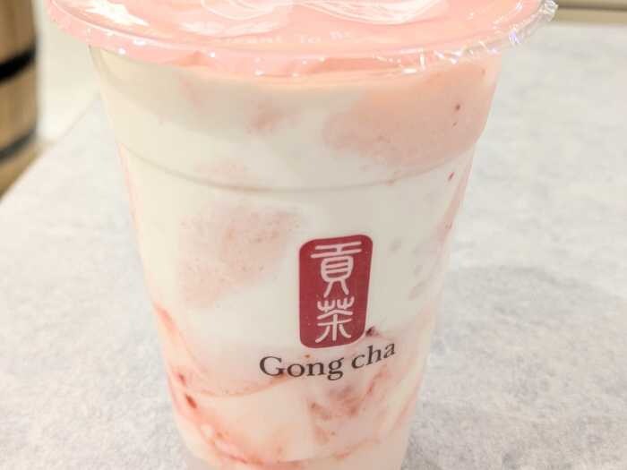 ゴンチャのいちご杏仁⑦